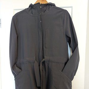 Kit & Ace | waterproof rain jacket | size Large